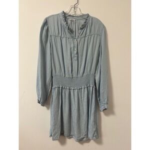 Rails Shawna Light Vintage Denim Chambray Dress Ruffle Neck‎ Smocked Waist M
